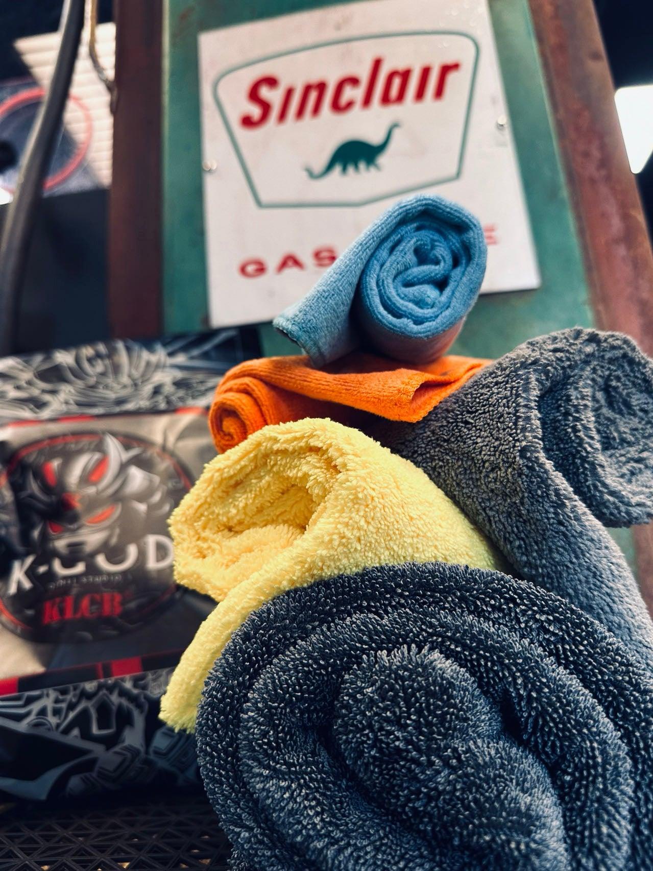 Super Absorbent Car Drying Towel Bundle – Includes Desert Sponge & Microfiber Towel - seaflagus