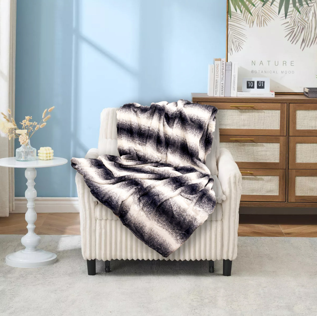 CozyLux Premium Faux Fur Throw Blanket - Soft, Reversible, and Warm for Sofa & Bed (50"x60")
